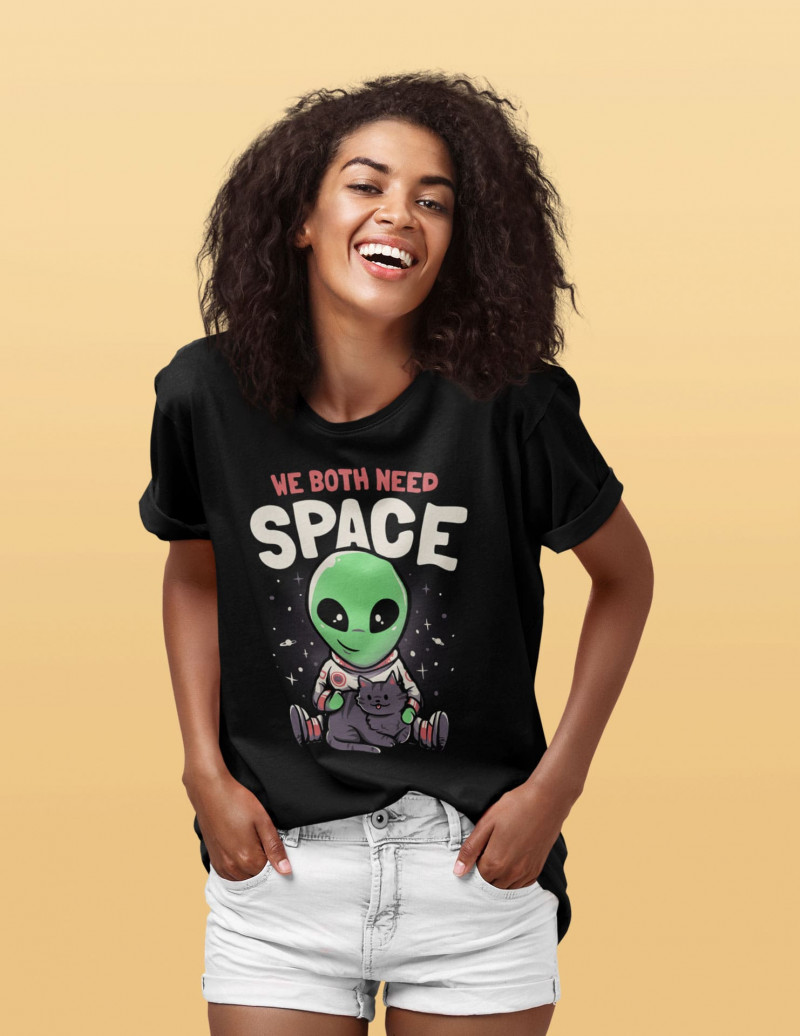 Camiseta We Both Need Space