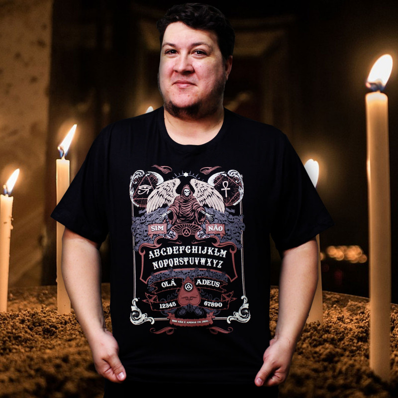 Camiseta Tabua Ouija (Brilha no Escuro!)