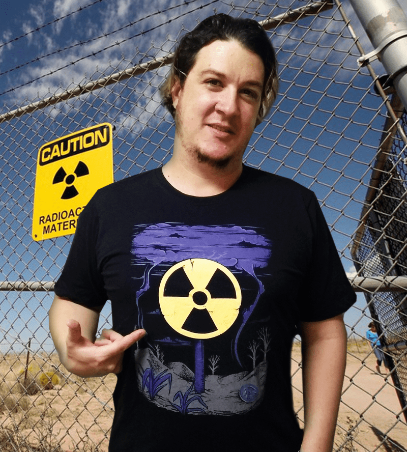 Camiseta Radioatividade (BRILHA NO ESCURO!)