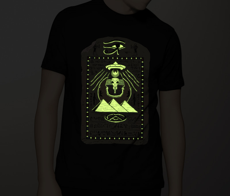 Camiseta Egito Ufológico (Brilha no Escuro!)