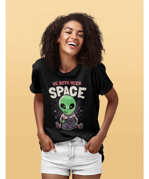 Camiseta We Both Need Space