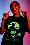 Camiseta Kinda Witch (Brilha no Escuro!)