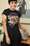 Camiseta GOOD WITCH (Brilha no Escuro!)